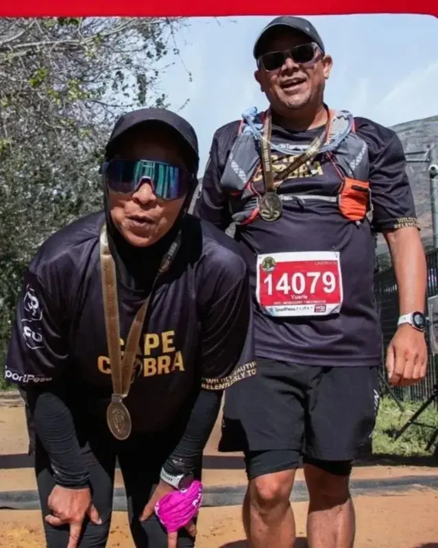 Two Cobra finishers with their bibs